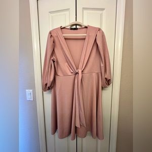 Boohoo Pink jersey material dress-Size 14-Tie Front